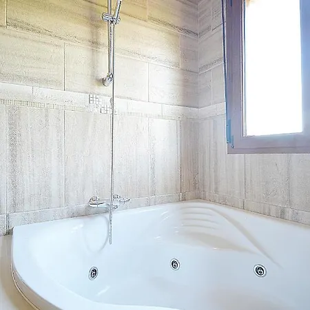 Chalet De Playa En Nyaraló